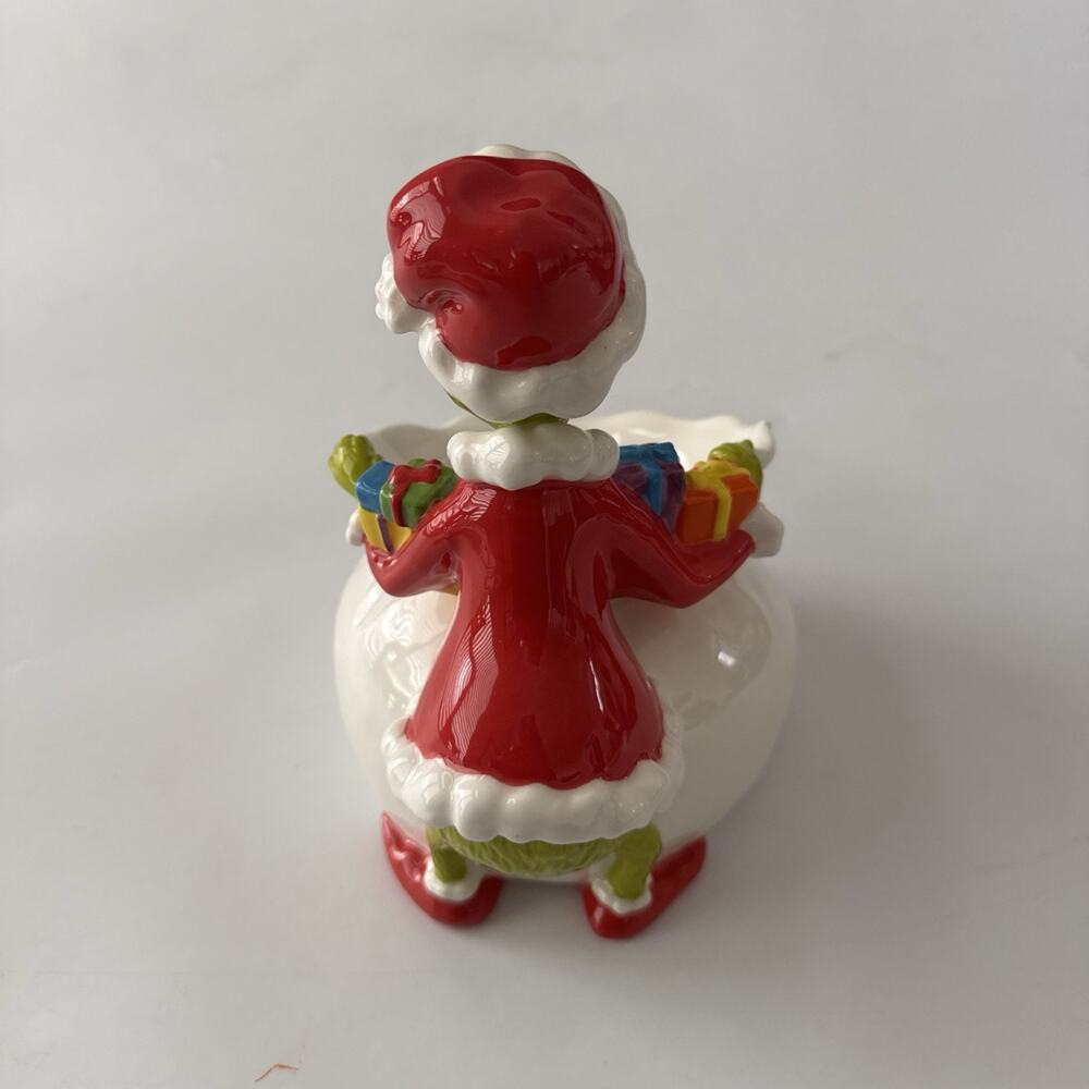 Pottery Barn Kids Dr. Seuss's The Grinch with Gifts Treat Bowl Christmas READ - Picture 4 of 11